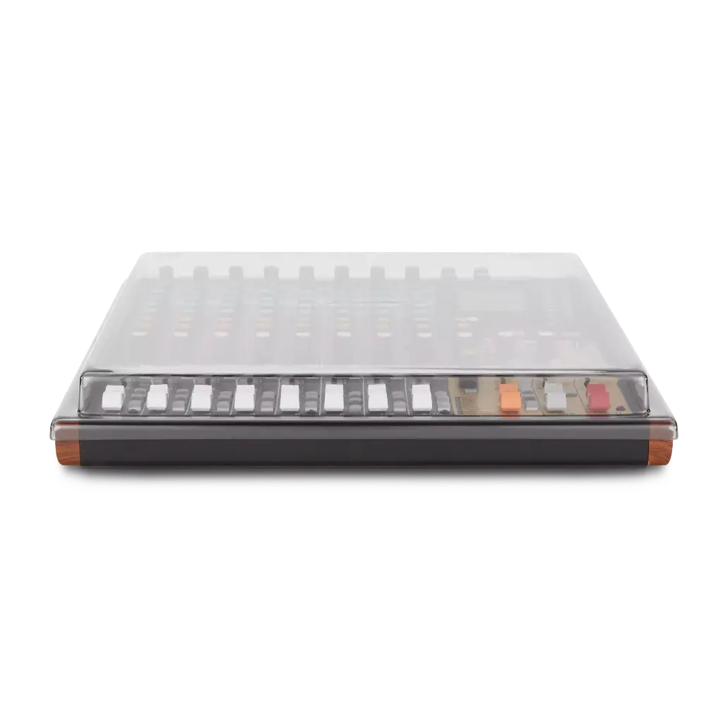 DS-PC-MODEL12_FRONT.webp