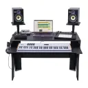 HEADLINER Melrose Production Desk